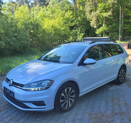 Volkswagen Golf cena 46900 przebieg: 223000, rok produkcji 2017 z Czempiń małe 562